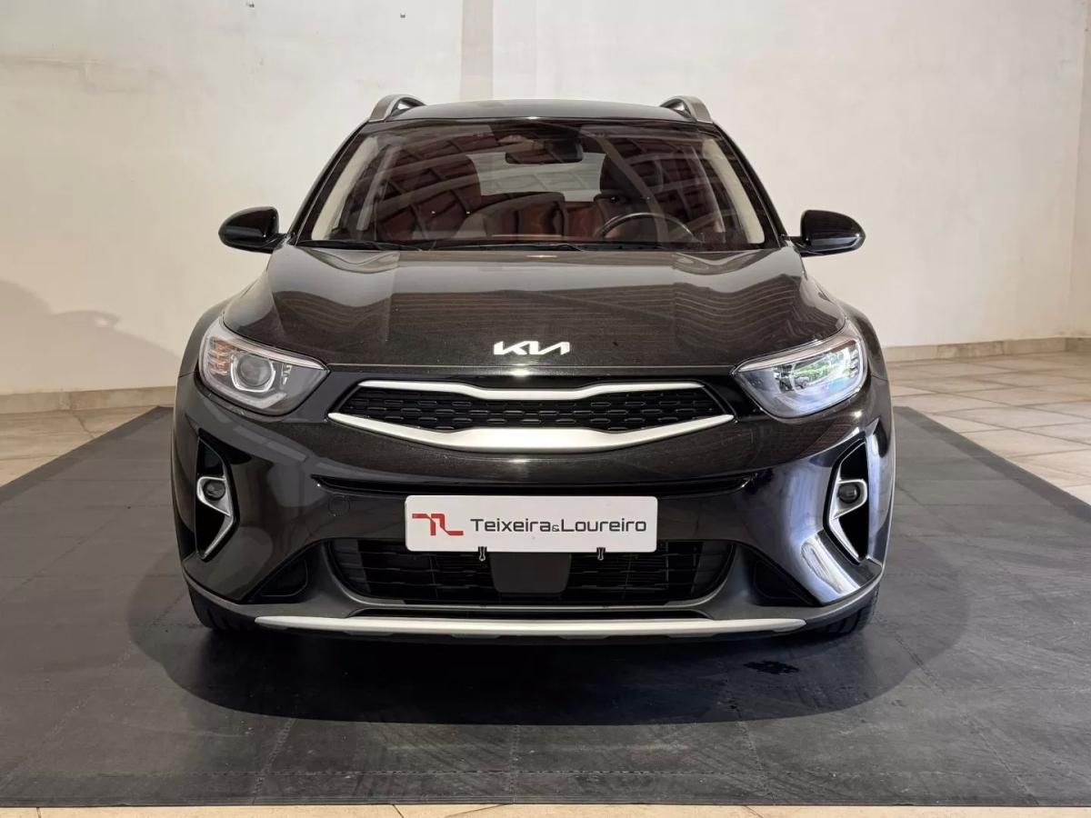 kia-stonic-2025-gasolina-1197cc