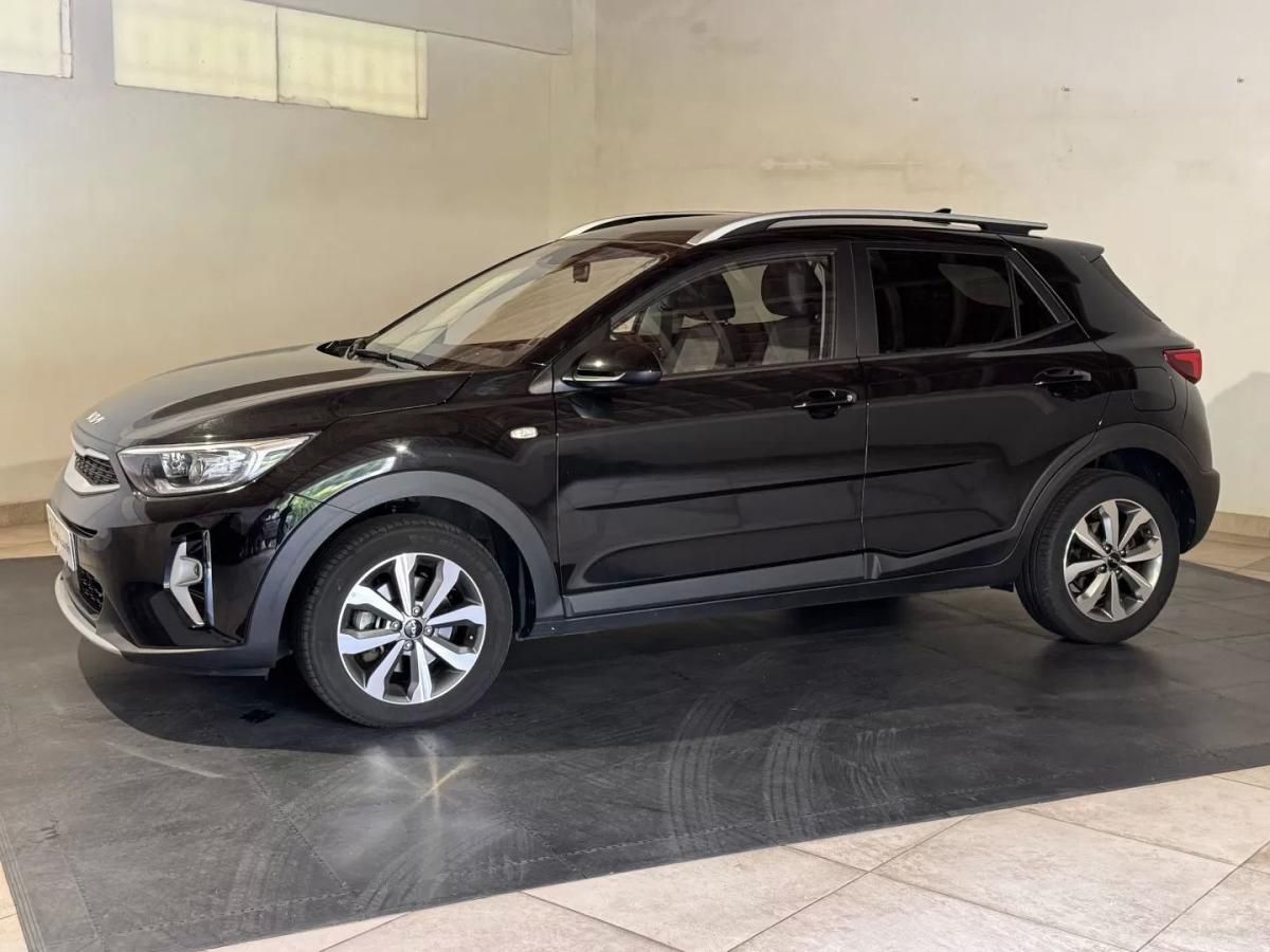 kia-stonic-2025-gasolina-1197cc