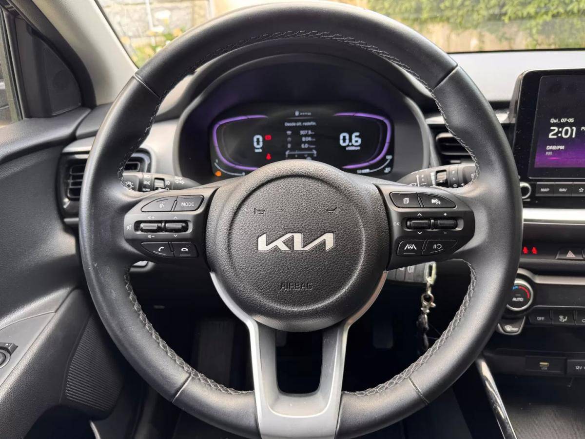 kia-stonic-2025-gasolina-1197cc