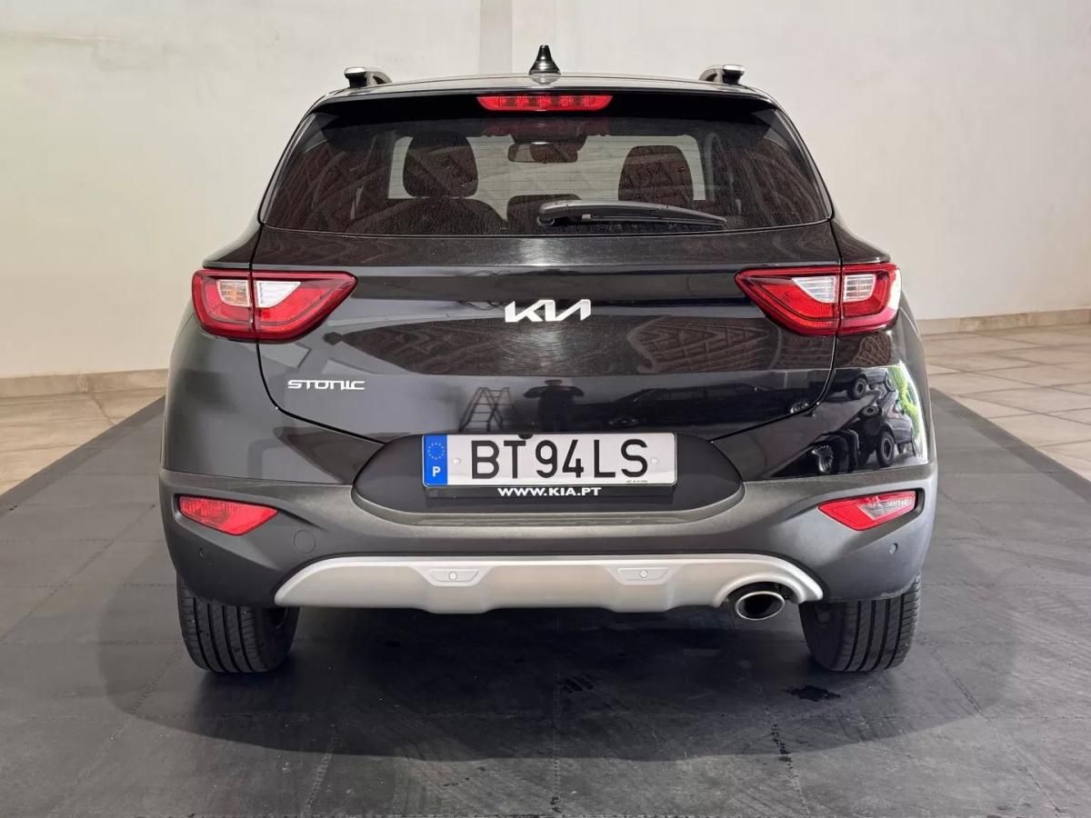 kia-stonic-2025-gasolina-1197cc