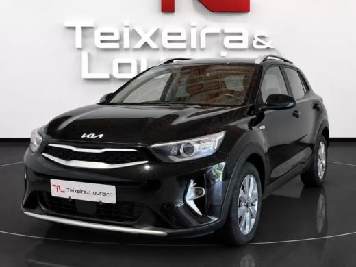 kia-stonic-2025-gasolina-1197cc