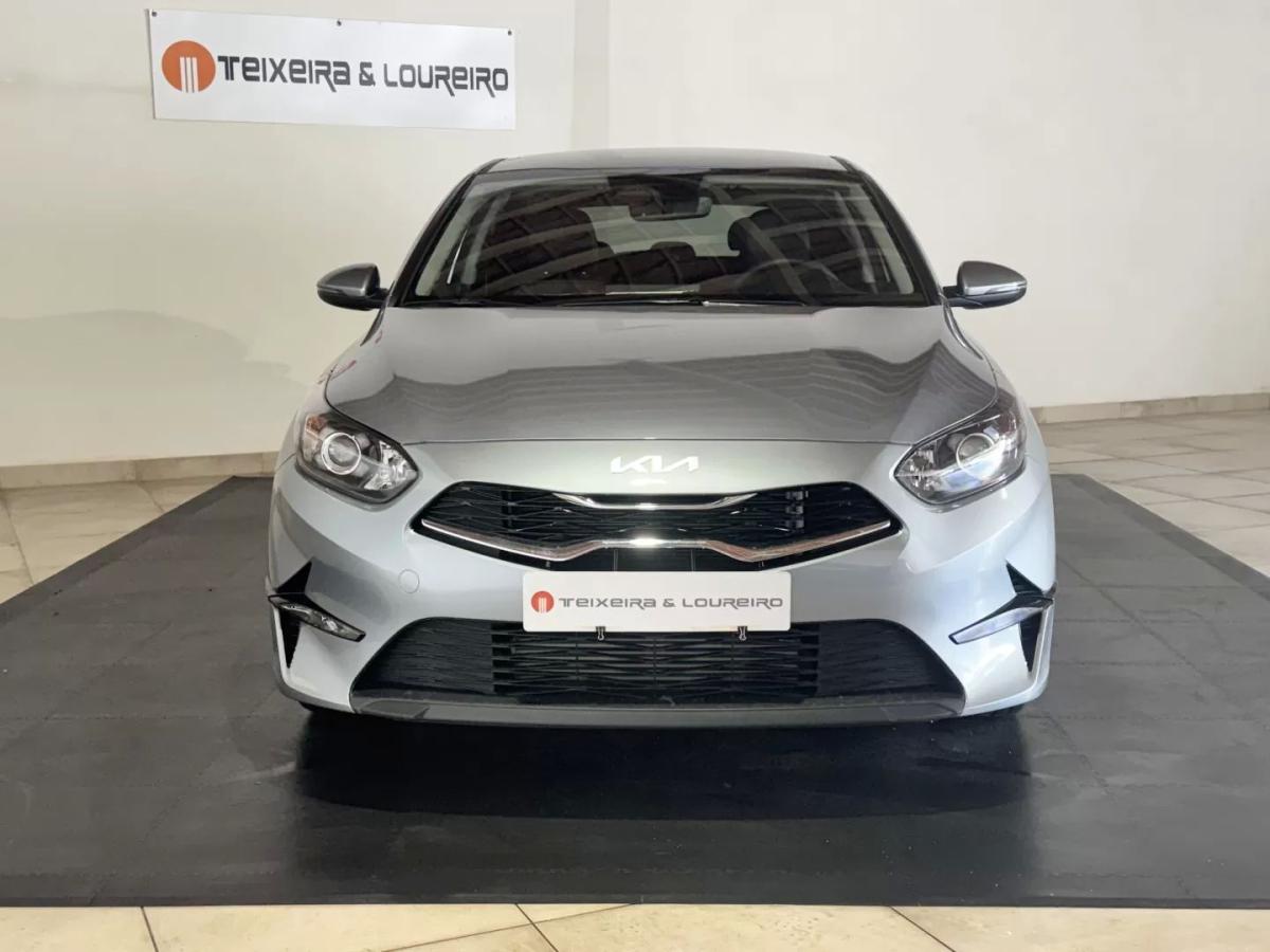 kia-ceed-2025-gasolina-998cc