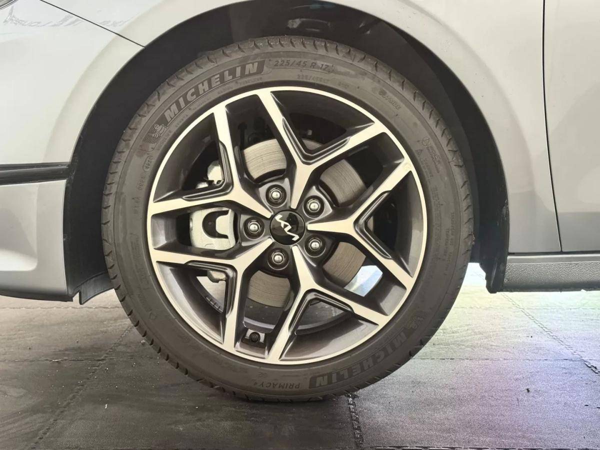 kia-ceed-2025-gasolina-998cc