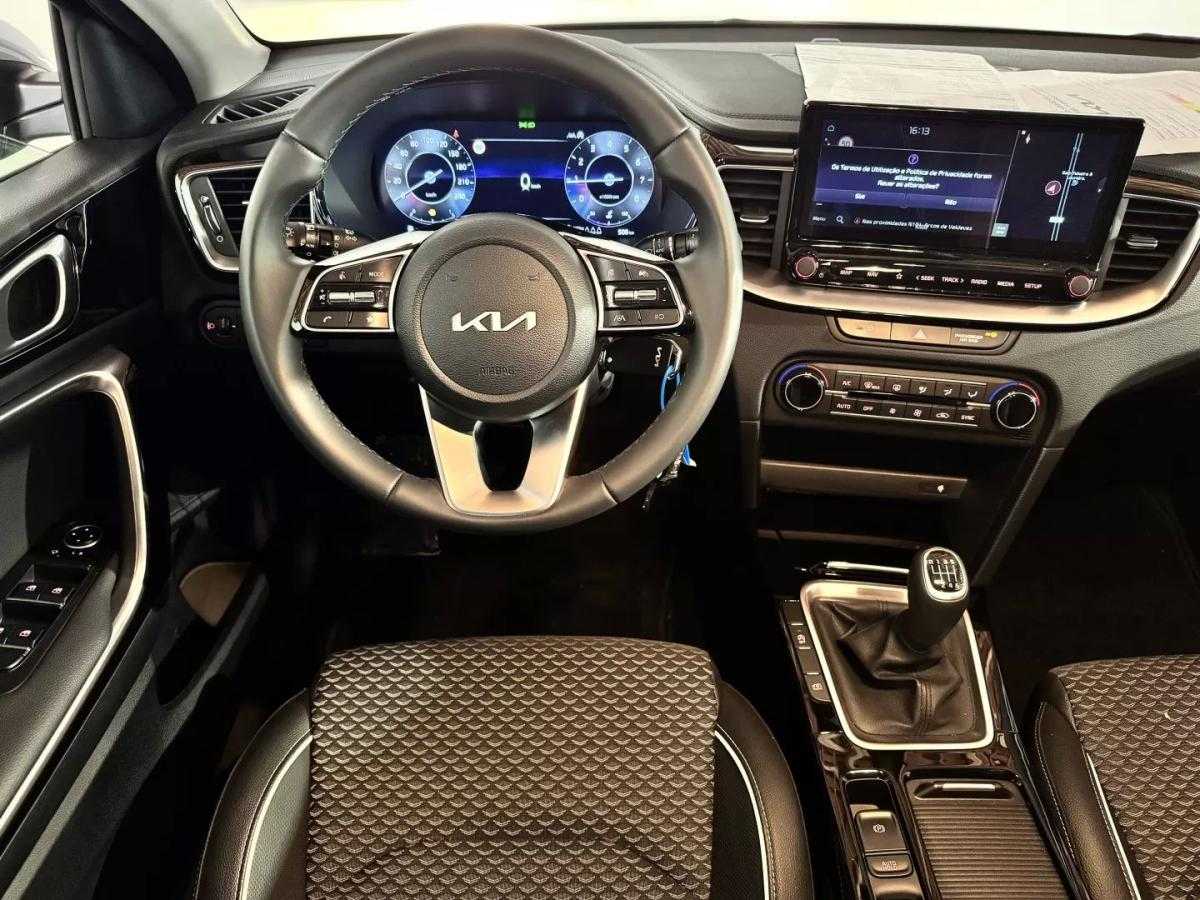 kia-ceed-2025-gasolina-998cc