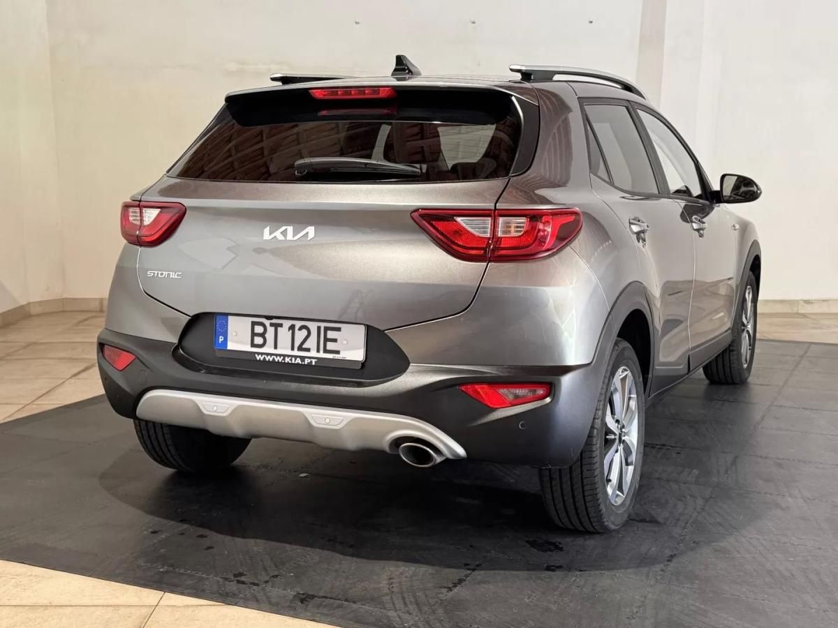 kia-stonic-2025-gasolina-1197cc