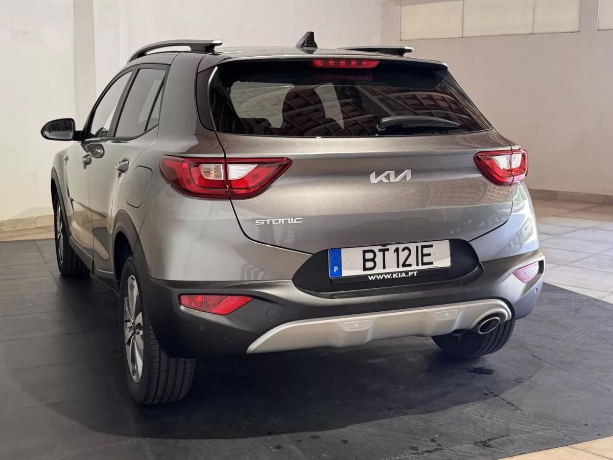 kia-stonic-2025-gasolina-1197cc