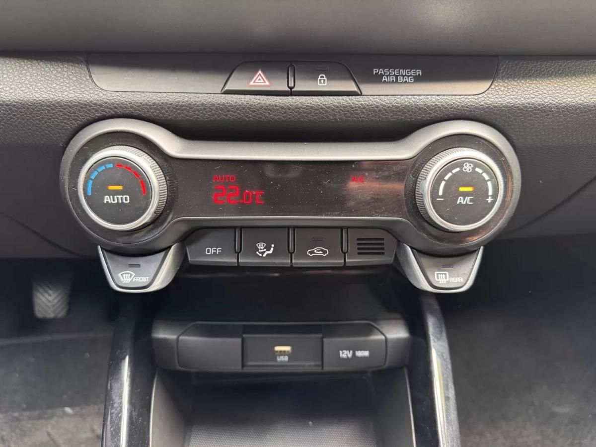 kia-stonic-2025-gasolina-1197cc
