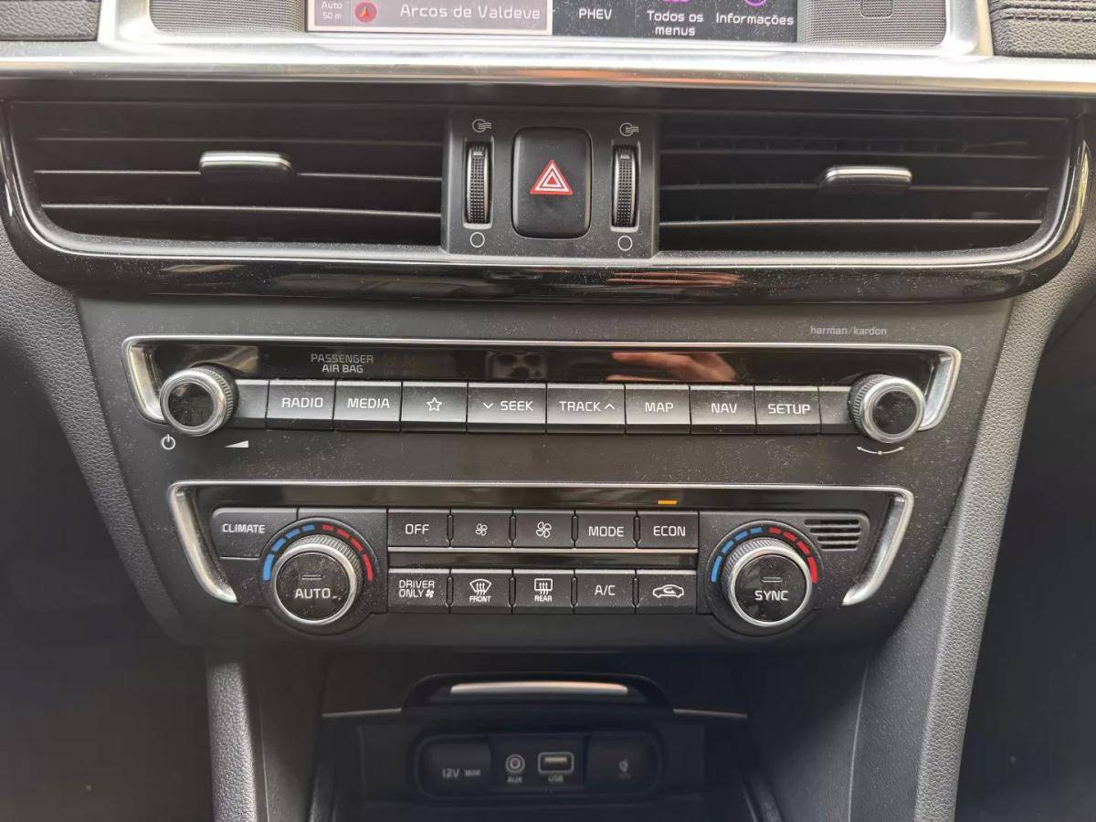 kia-optima-2021-hibrido-1999cc