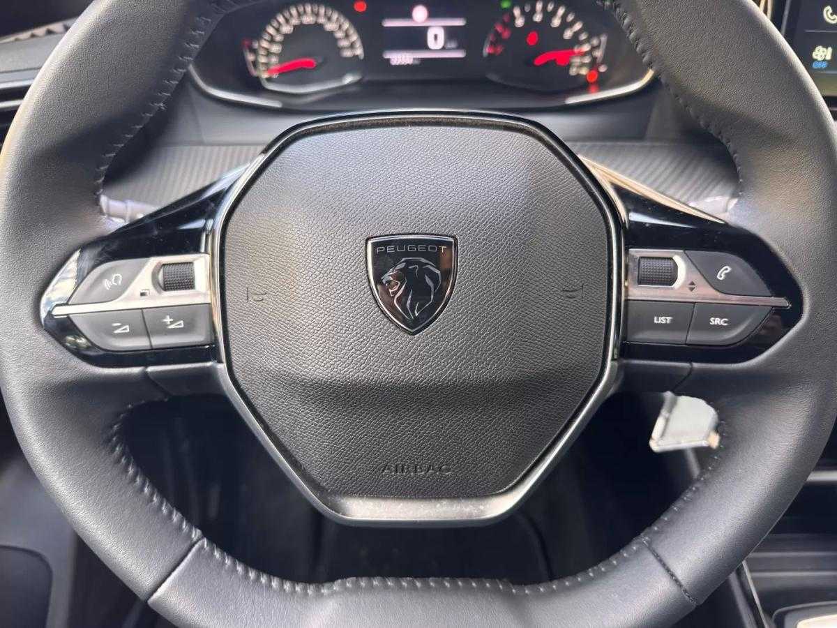 peugeot-2008-2025-gasolina-1199cc