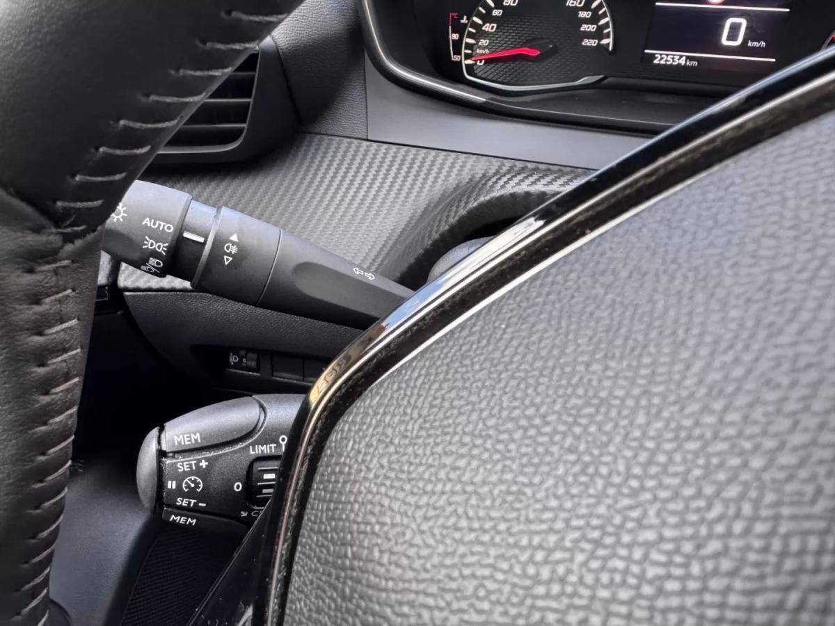 peugeot-2008-2025-gasolina-1199cc