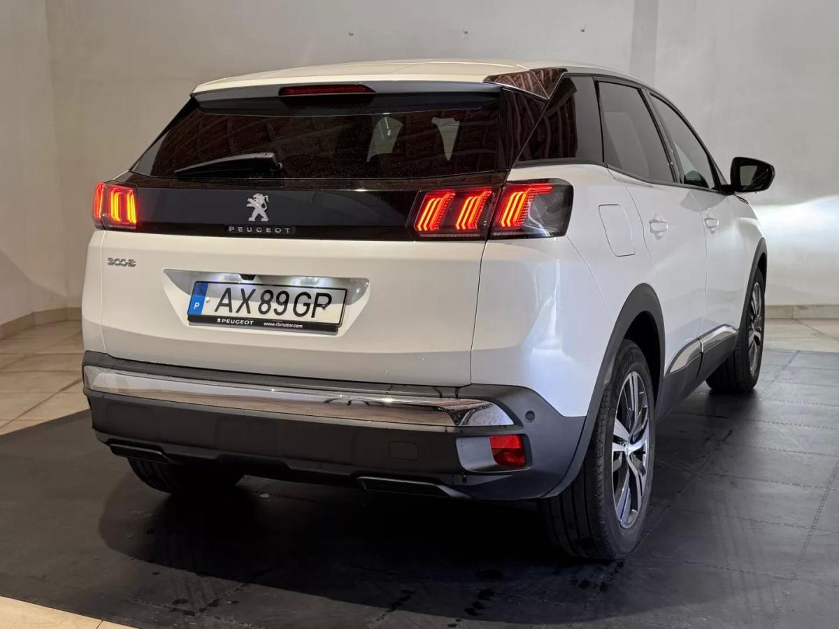peugeot-3008-2023-diesel-1499cc