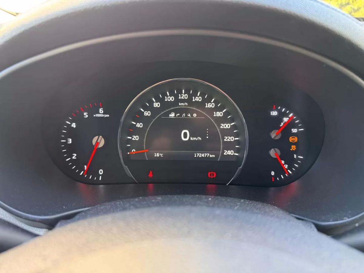 kia-sorento-2015-diesel-2199cc