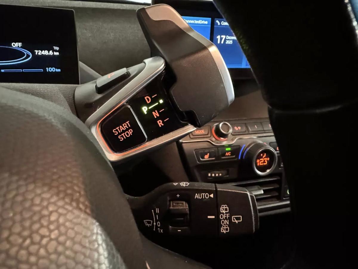 bmw-i3-2020-eletrico-200cc