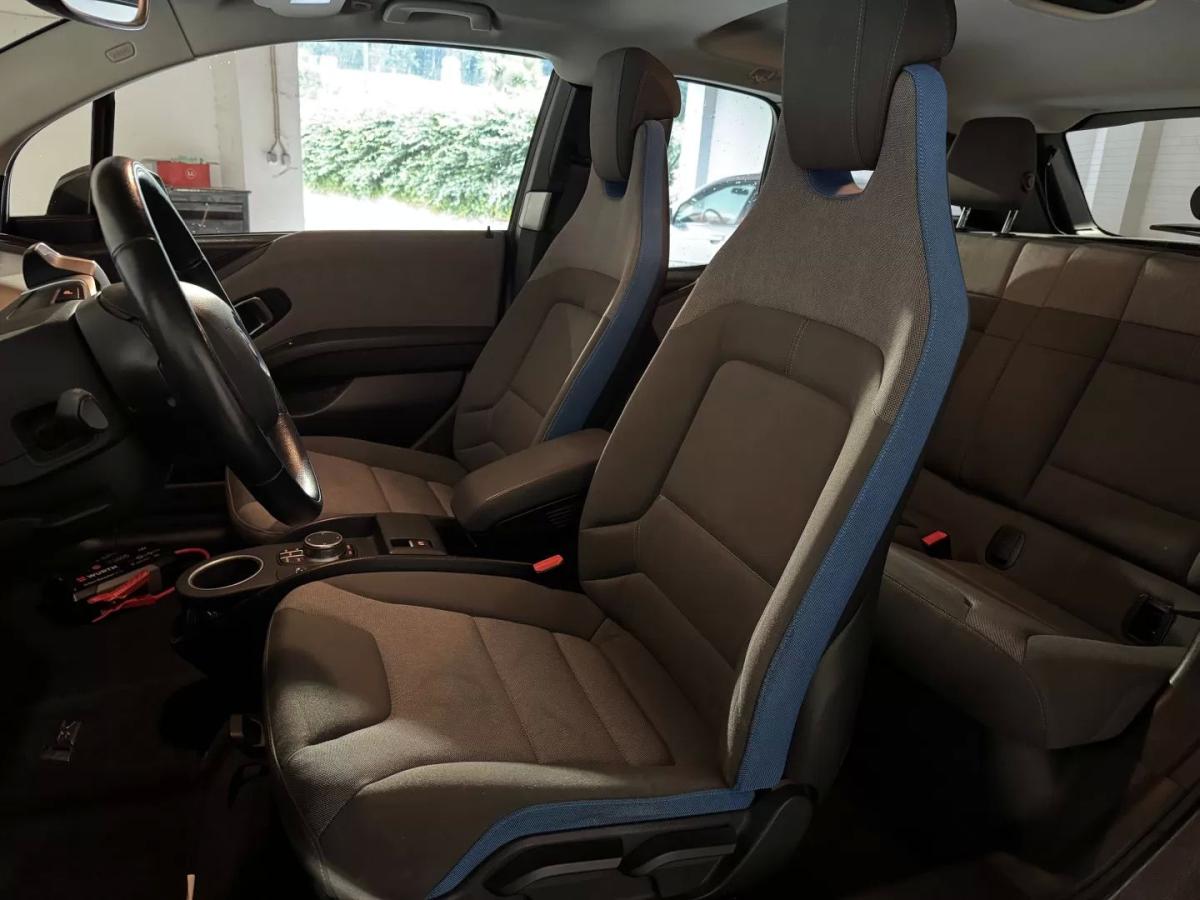bmw-i3-2020-eletrico-200cc