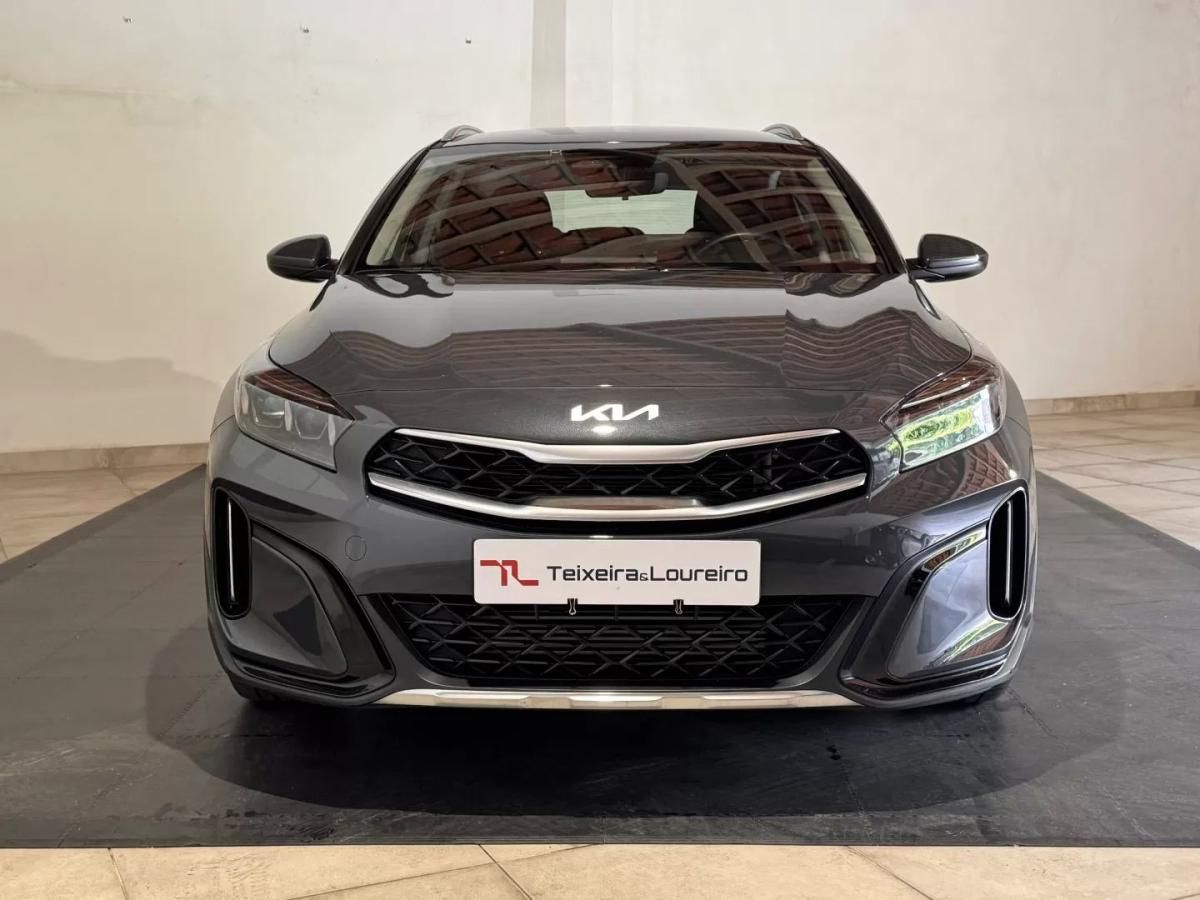 kia-xceed-2025-gasolina-998cc