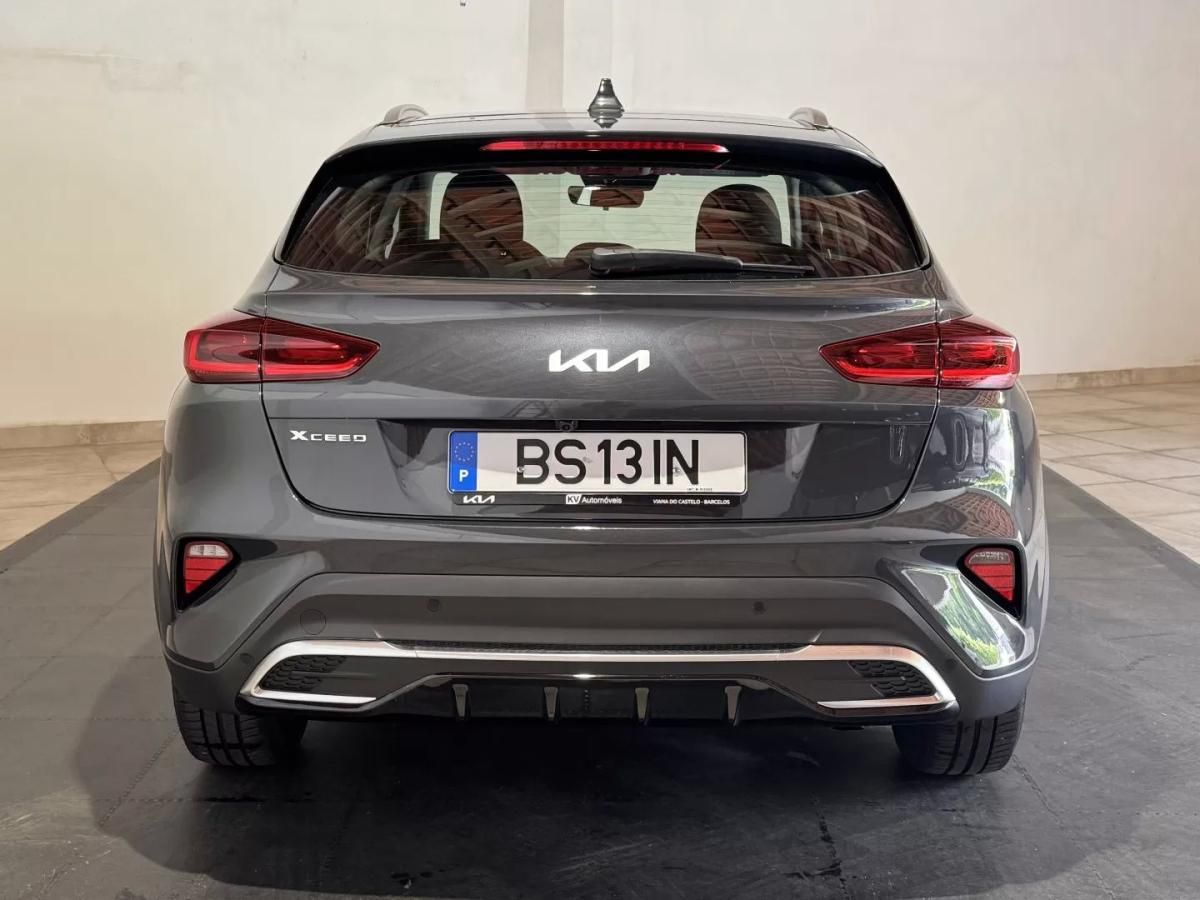 kia-xceed-2025-gasolina-998cc