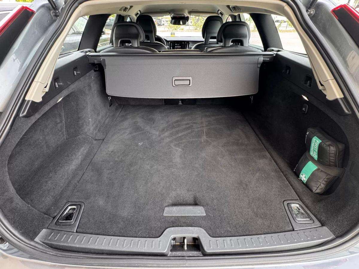 volvo-v90-2017-diesel-1969cc