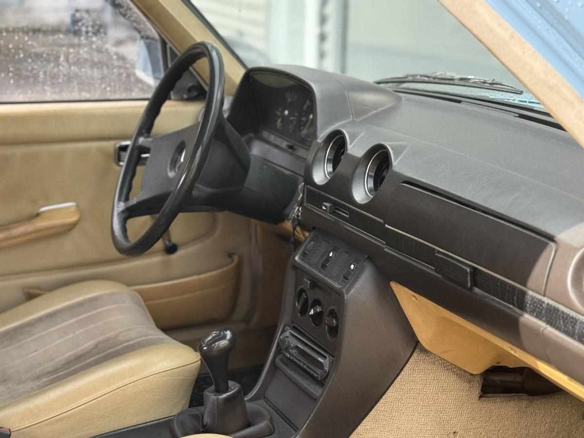 mercedes-benz-w123-240-d-lwb-1980-diesel-2404cc