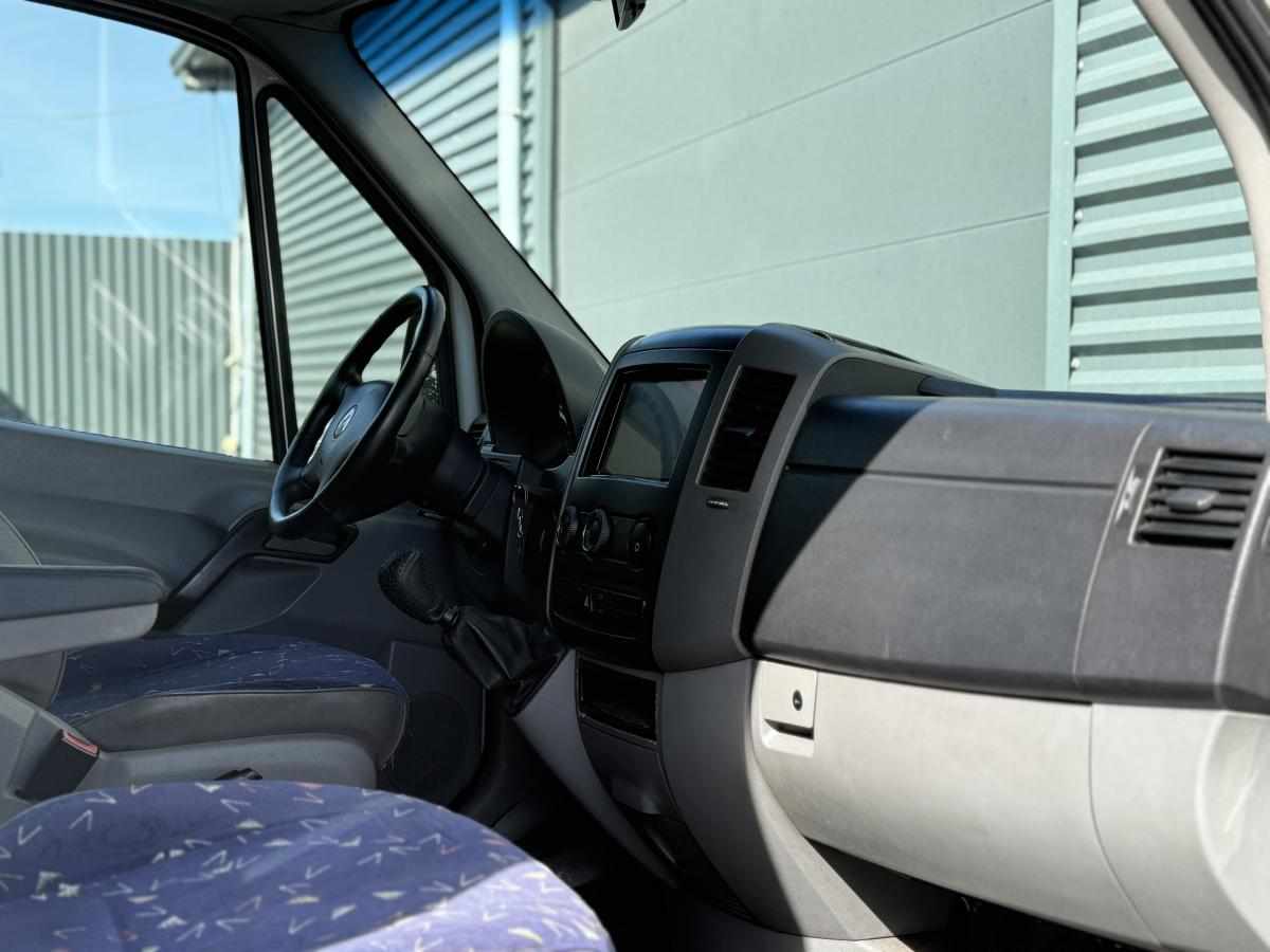 volkswagen-crafter-2-5-tdi-2010-diesel-2496cc