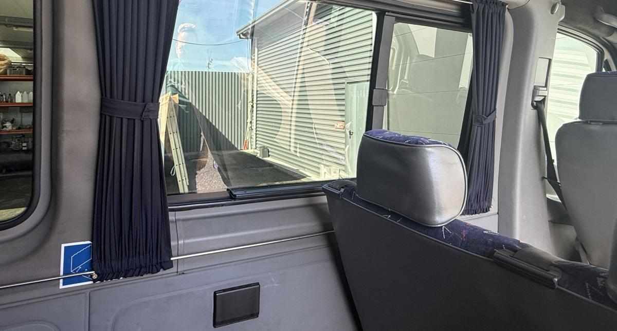 volkswagen-crafter-2-5-tdi-2010-diesel-2496cc