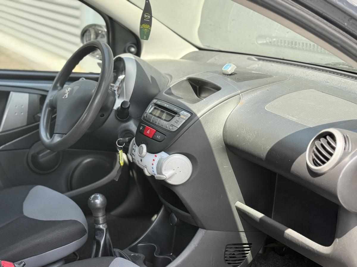 peugeot-107-1-0-2013-gasolina-998cc