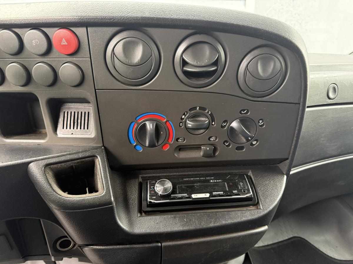iveco-daily-2-8-145cv-2004-diesel-2800cc