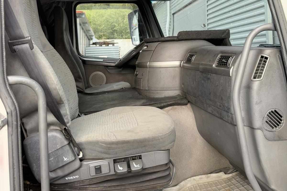 volvo-440-2005-diesel-10000cc