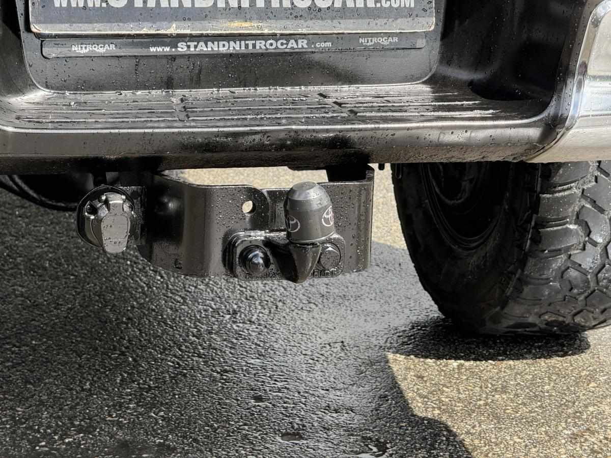 toyota-hilux-2-4-2016-diesel-2393cc
