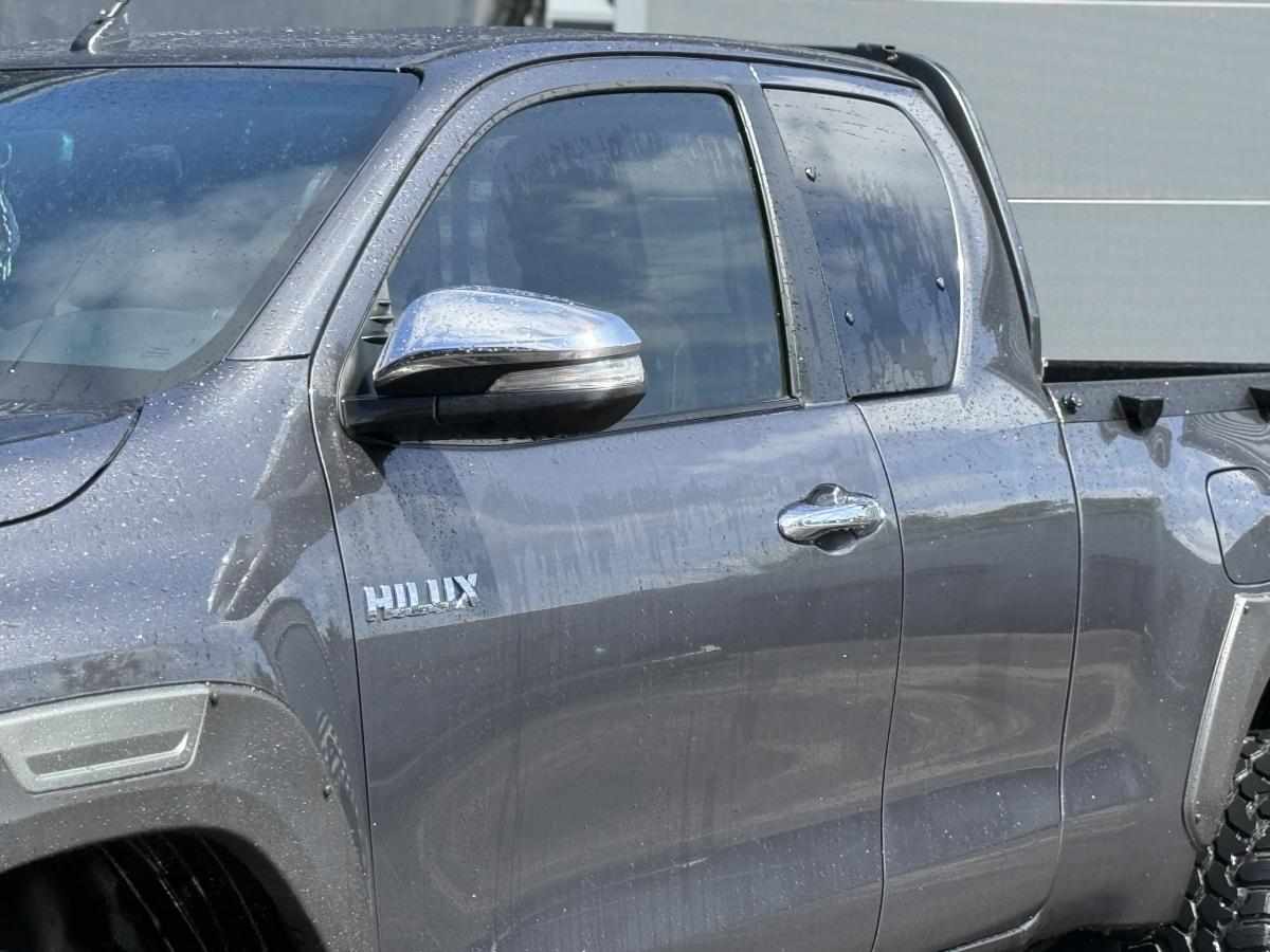 toyota-hilux-2-4-2016-diesel-2393cc