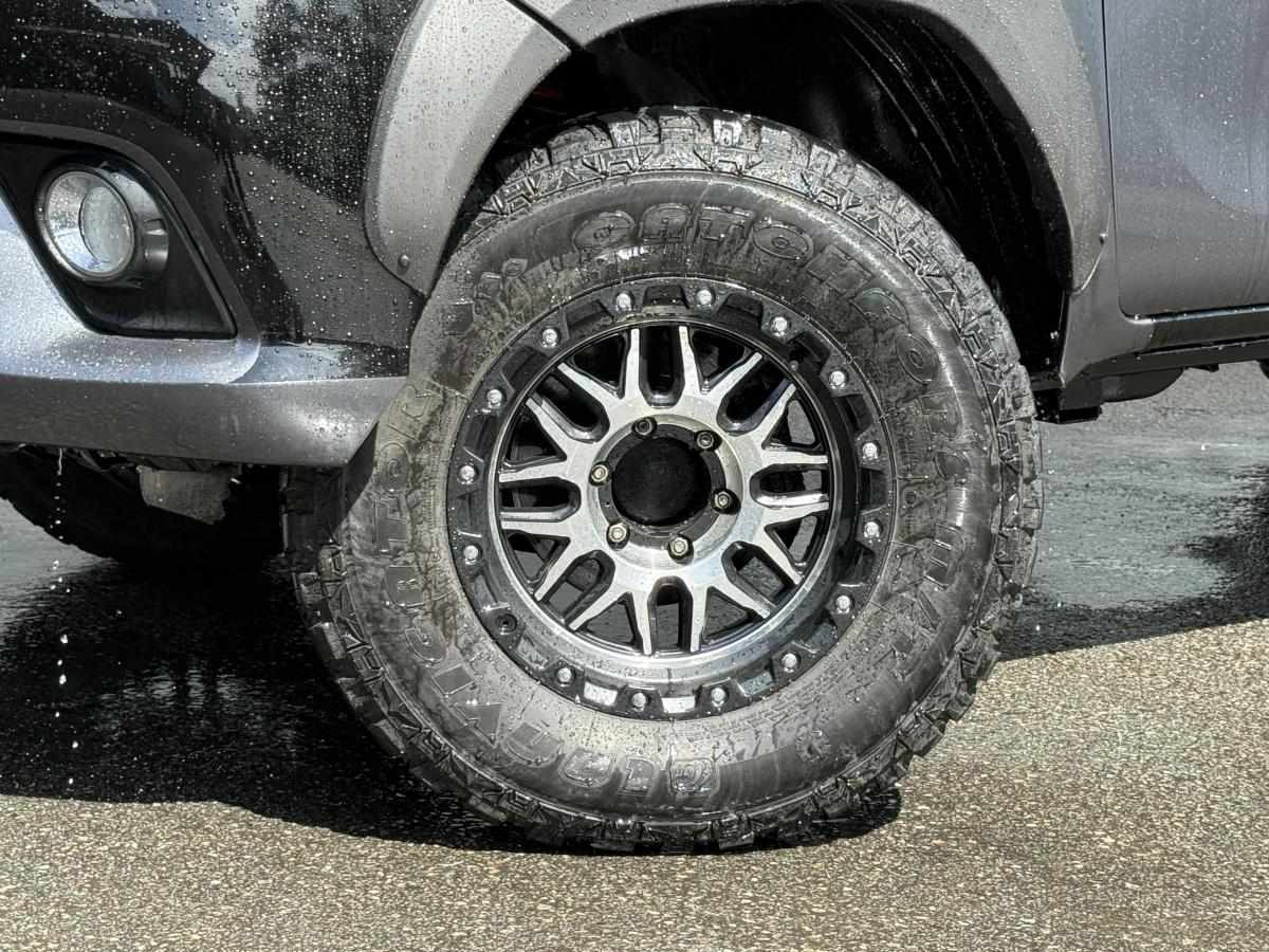 toyota-hilux-2-4-2016-diesel-2393cc