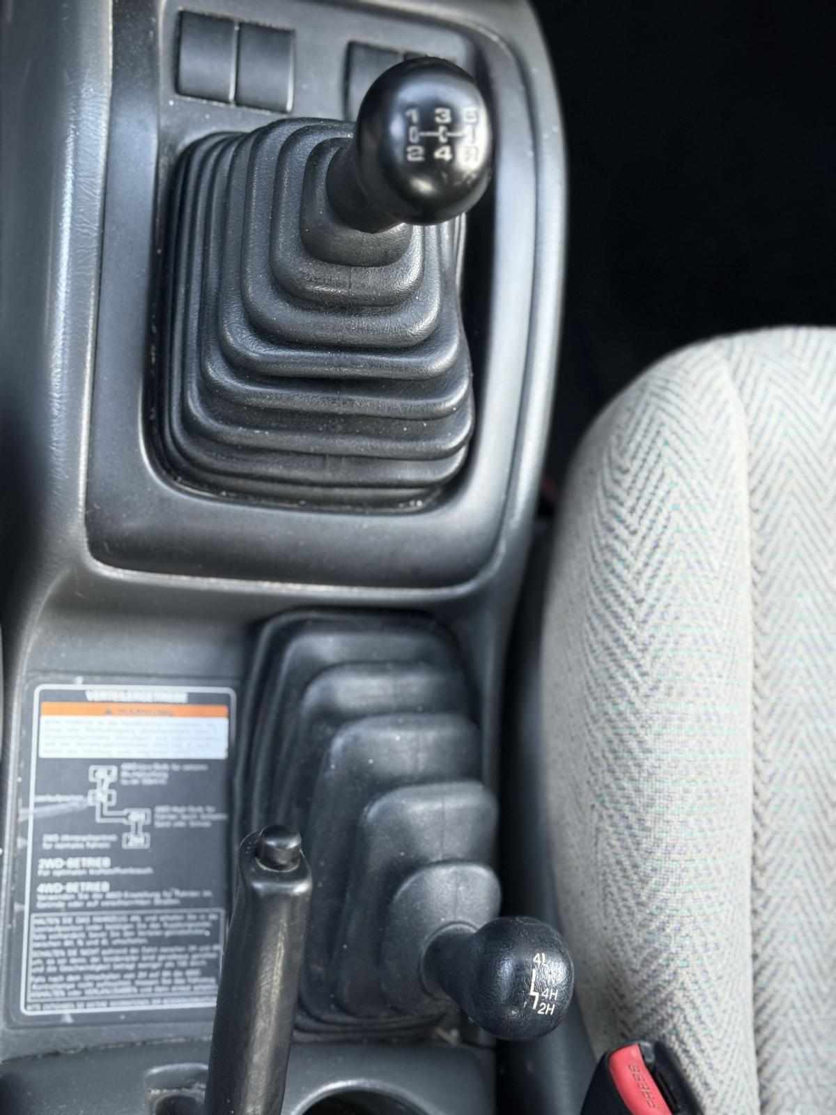 suzuki-grand-vitara-2-0-td-4wd-1998-diesel-1997cc