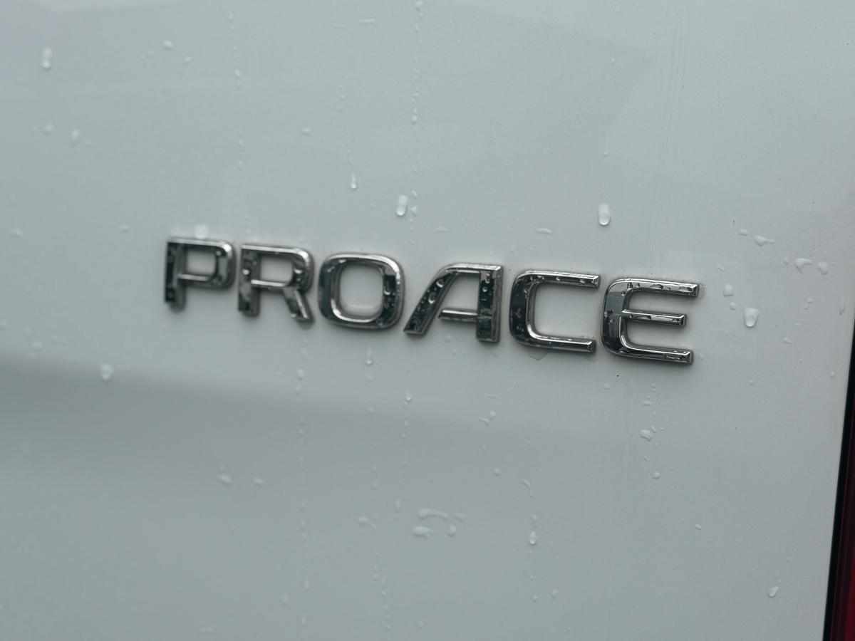 toyota-proace-2-0-144cv-2022-diesel-1997cc