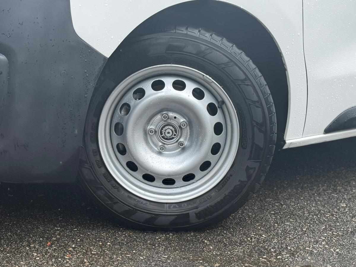 toyota-proace-2-0-144cv-2022-diesel-1997cc