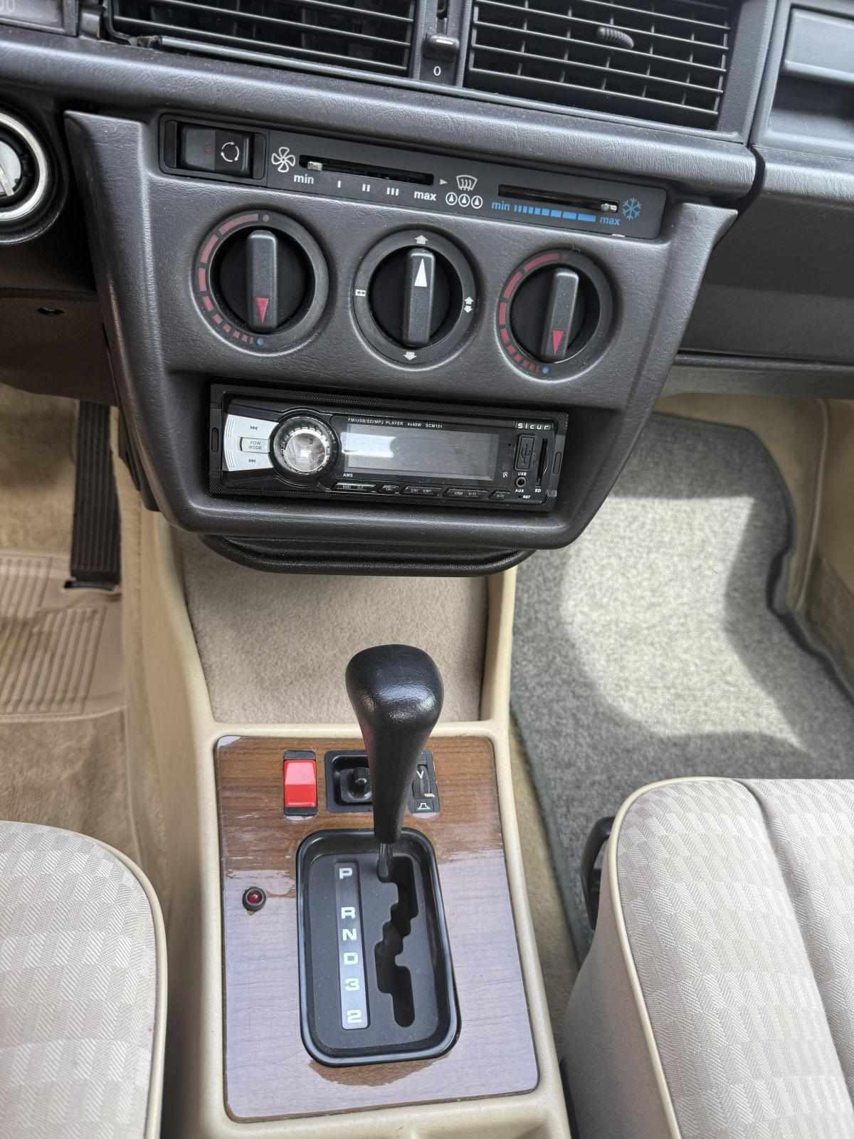 mercedes-benz-190-d-2-5-turbo-1988-diesel-2497cc