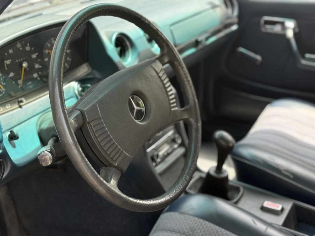 mercedes-benz-w123-1976-diesel-3000cc