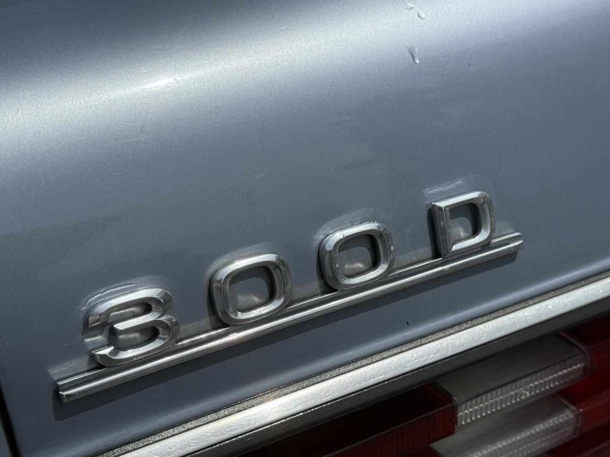 mercedes-benz-w123-1976-diesel-3000cc