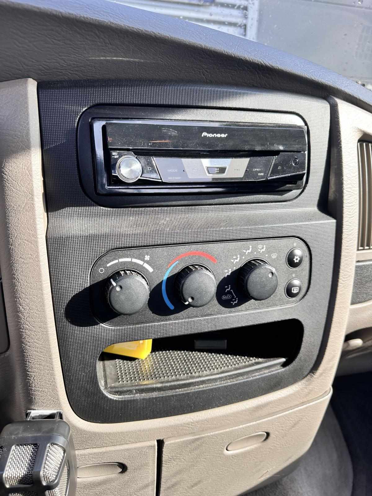 dodge-ram-1500-mega-cab-4-7-v8-4x4-2003-gasolina-4700cc