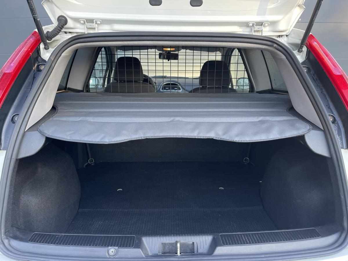 fiat-punto-1-3-jtd-2016-diesel-1300cc