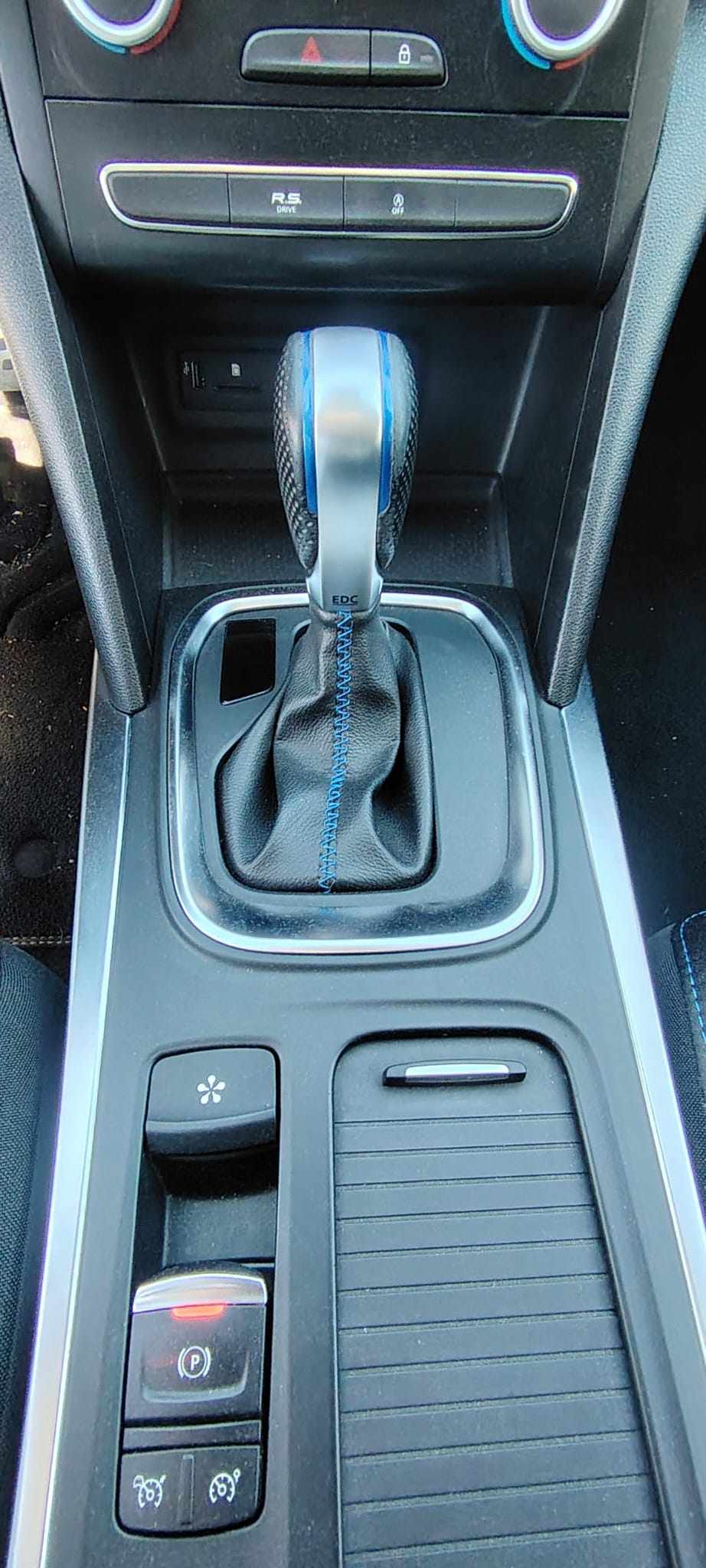 renault-megane-1-6-dci-2017-diesel-1598cc