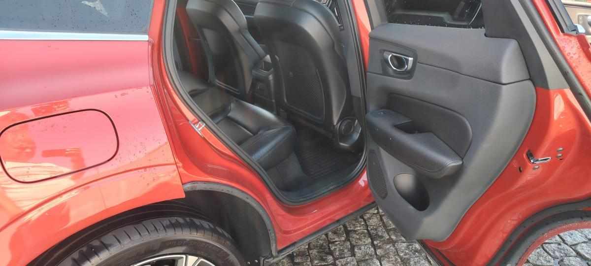 volvo-xc60-2019-hibrido-a-gasolina-1969cc