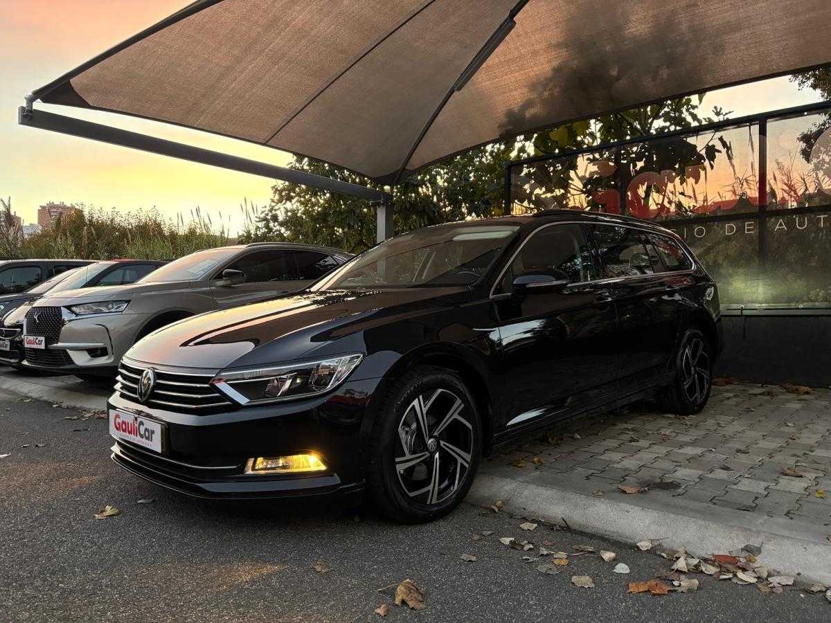 volkswagen-passat-variant-2018-diesel-1598cc