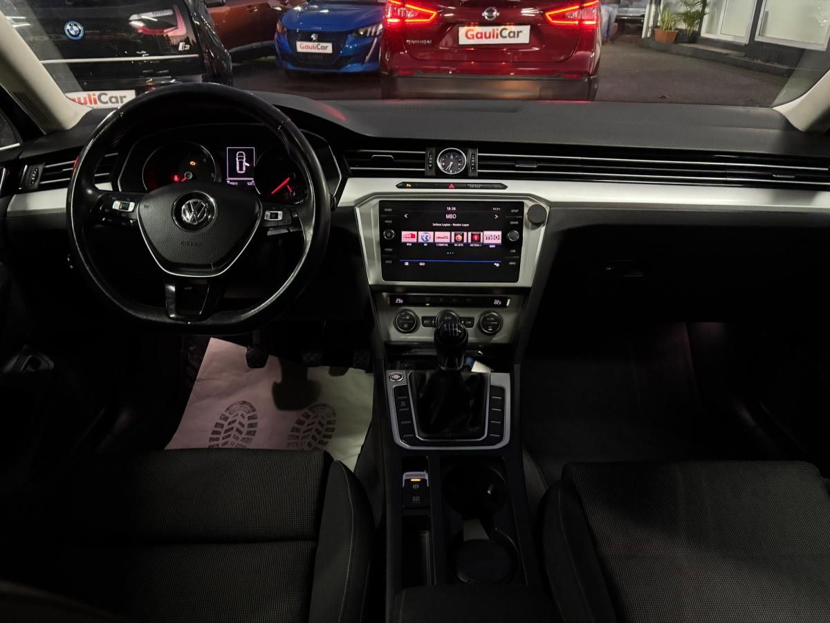volkswagen-passat-variant-2018-diesel-1598cc