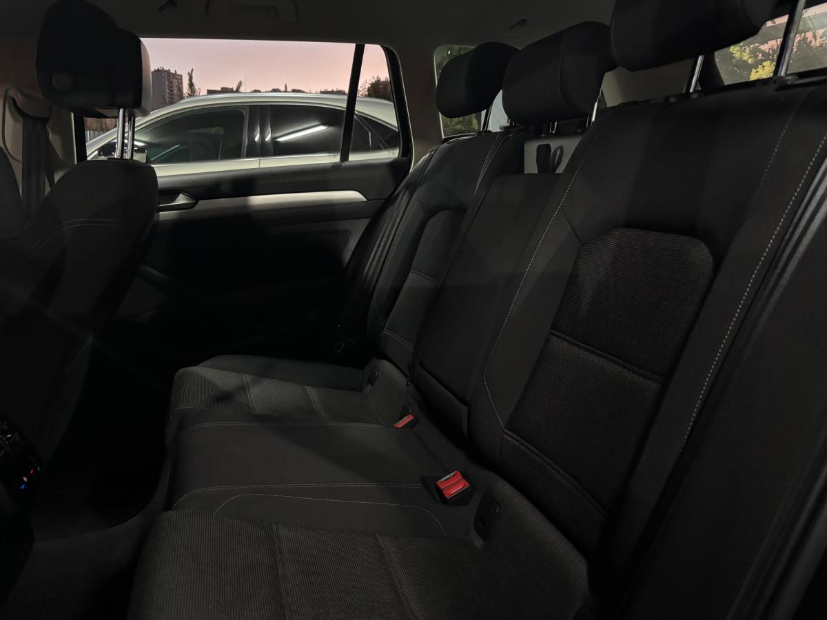 volkswagen-passat-variant-2018-diesel-1598cc