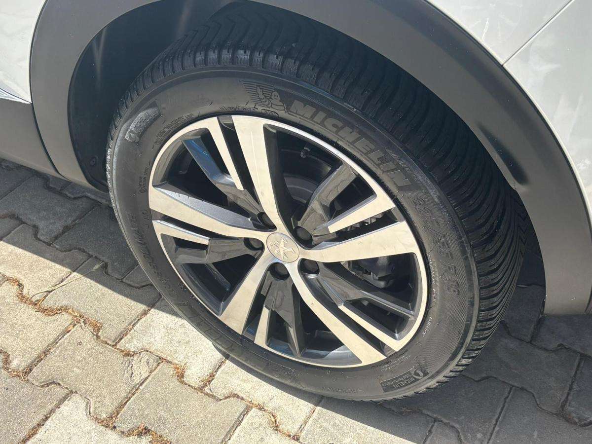 peugeot-3008-2022-diesel-1499cc
