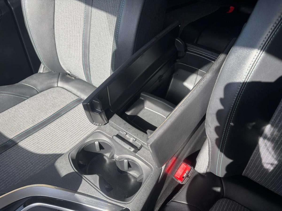 peugeot-3008-2022-diesel-1499cc
