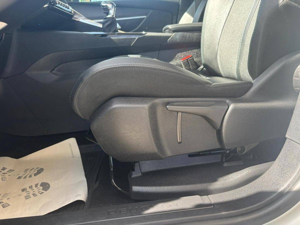 peugeot-3008-2022-diesel-1499cc