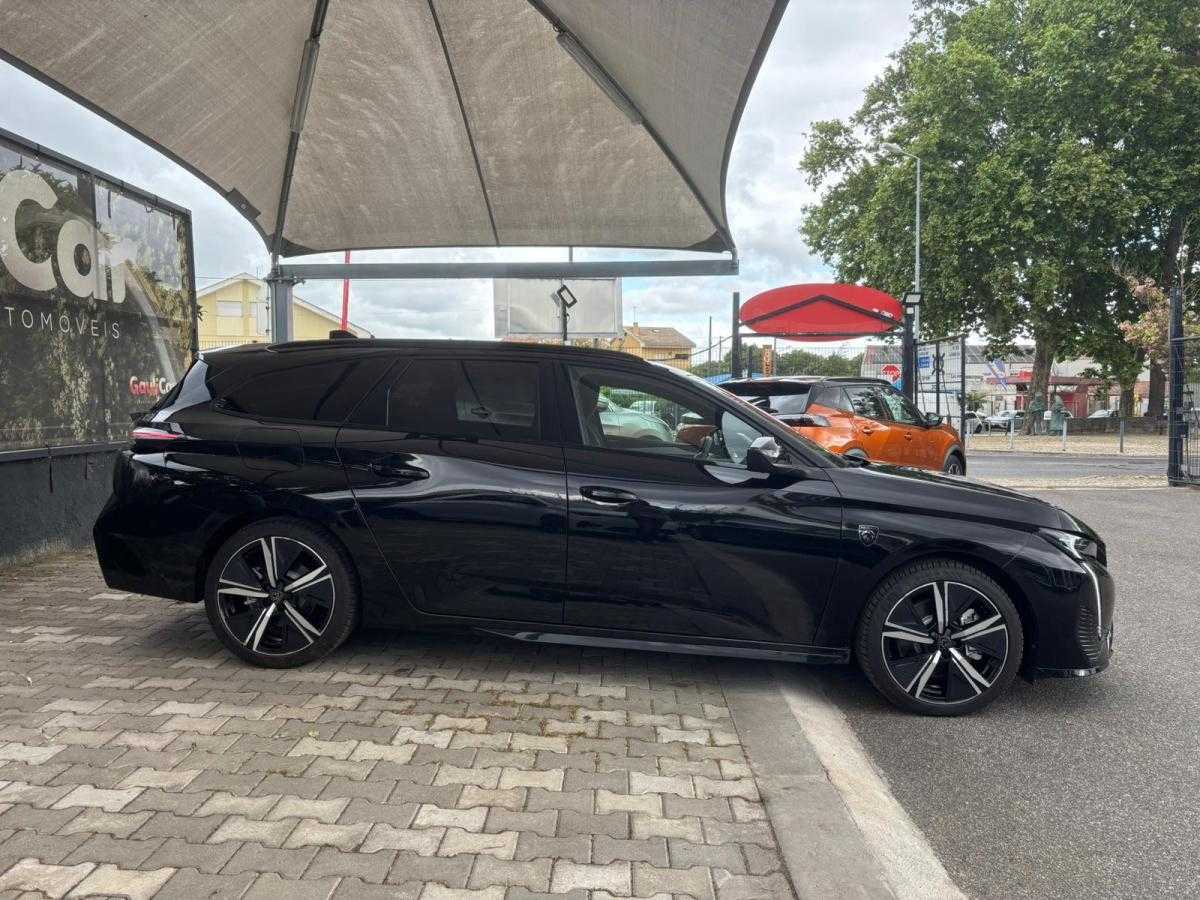 peugeot-308-2022-hibrido-a-gasolina-1598cc