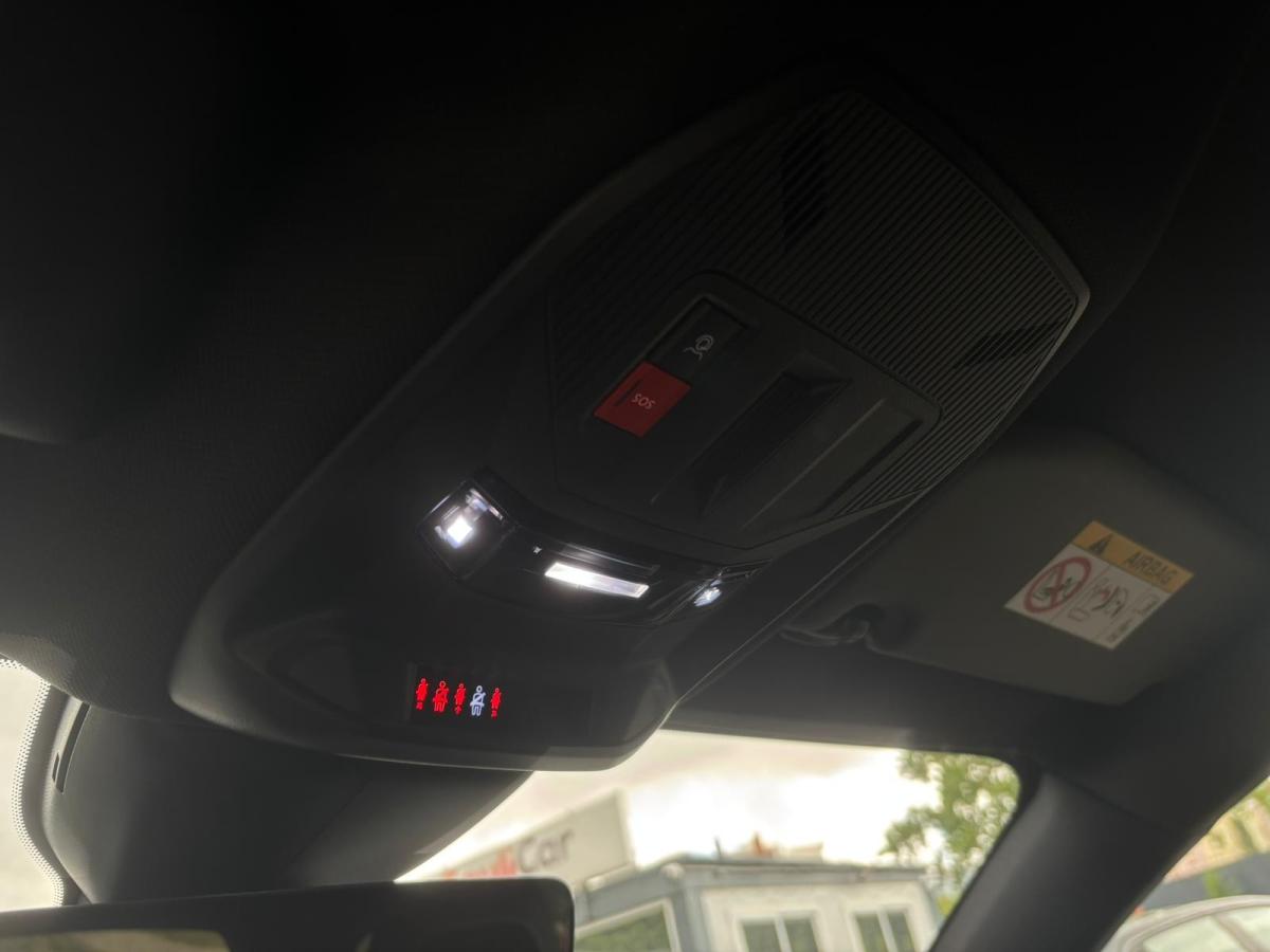 peugeot-308-2022-hibrido-a-gasolina-1598cc