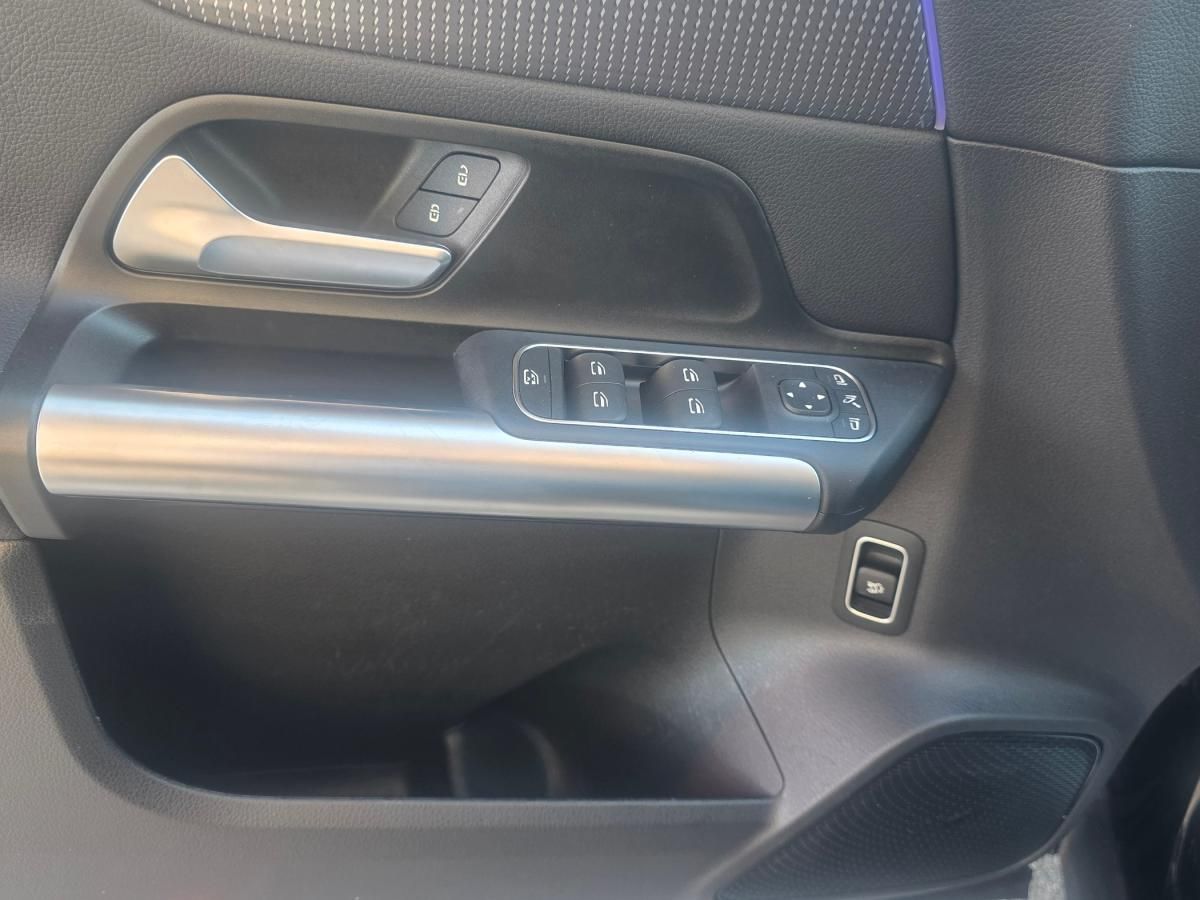 mercedes-benz-eqa-2023-eletrico-0cc