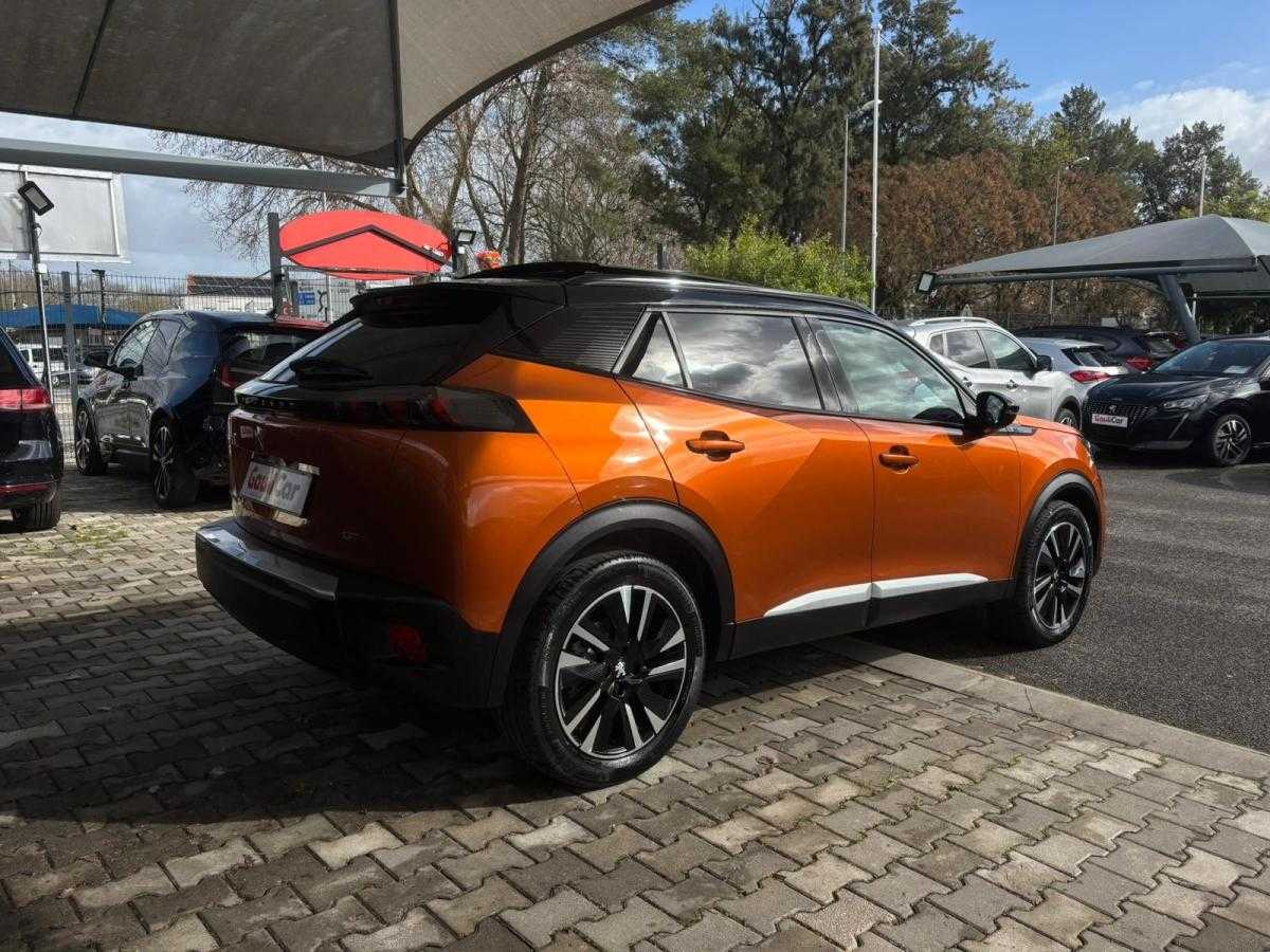 peugeot-2008-2022-eletrico-500cc